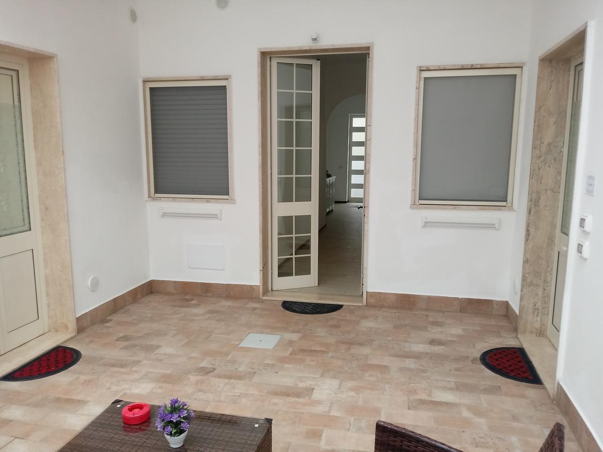 Case Vacanza Via Mozart Porto Cesareo Exterior foto
